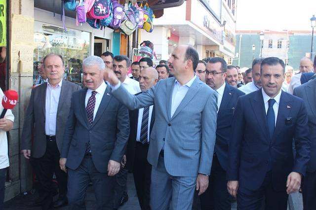 Konya’da 3 gün sürecek ucuz alışveriş günleri başladı 4